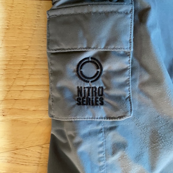 Ski/snow pants - Picture 4 of 5